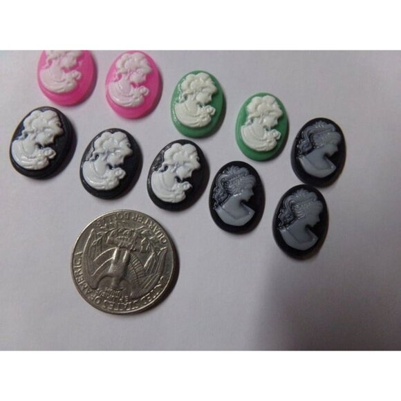 Mixed Color Lady Cameo Oval Cabochons - Picture 2 of 2
